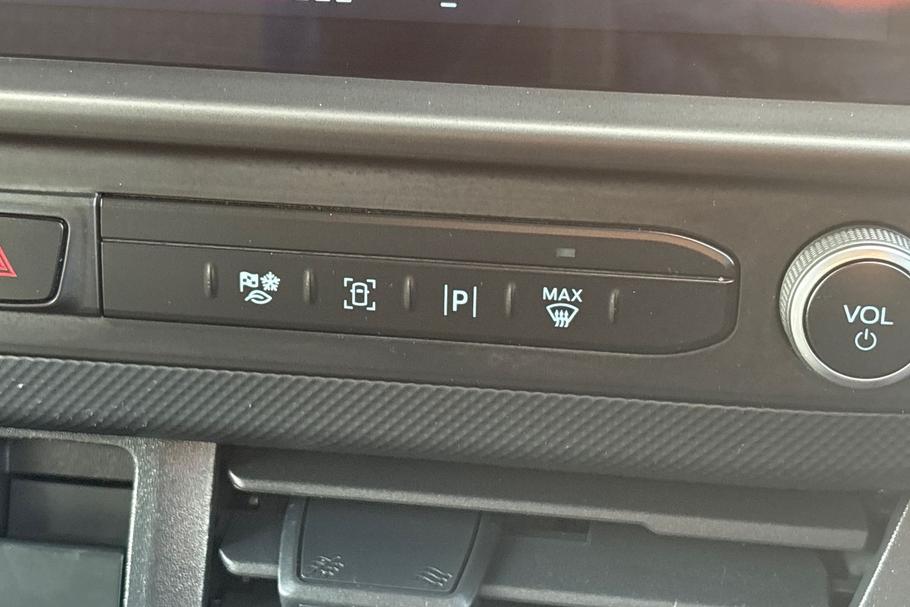 Used FORD TRANSIT CUSTOM EA75HHB 15