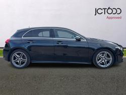 MERCEDES-BENZ A Class Photo 4