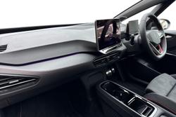VOLKSWAGEN ID.3 Photo 2