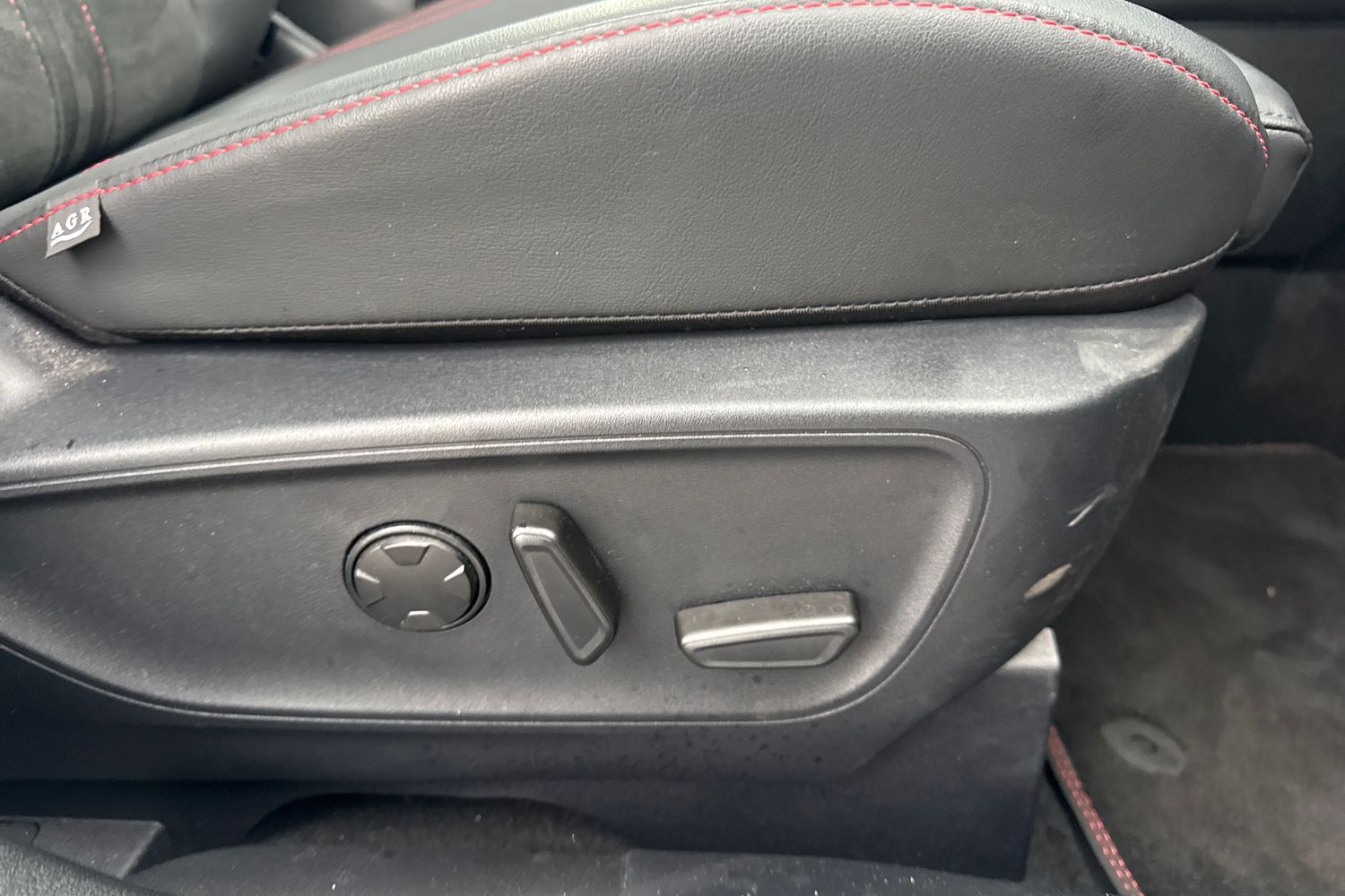 Ford KUGA Photo 36