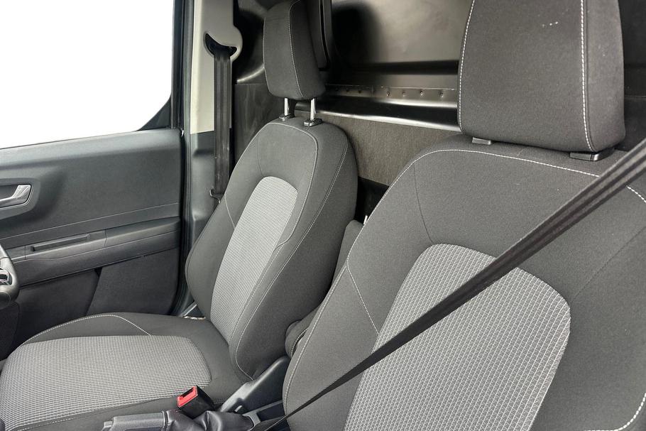 Used FORD TRANSIT COURIER HS24XGT 10