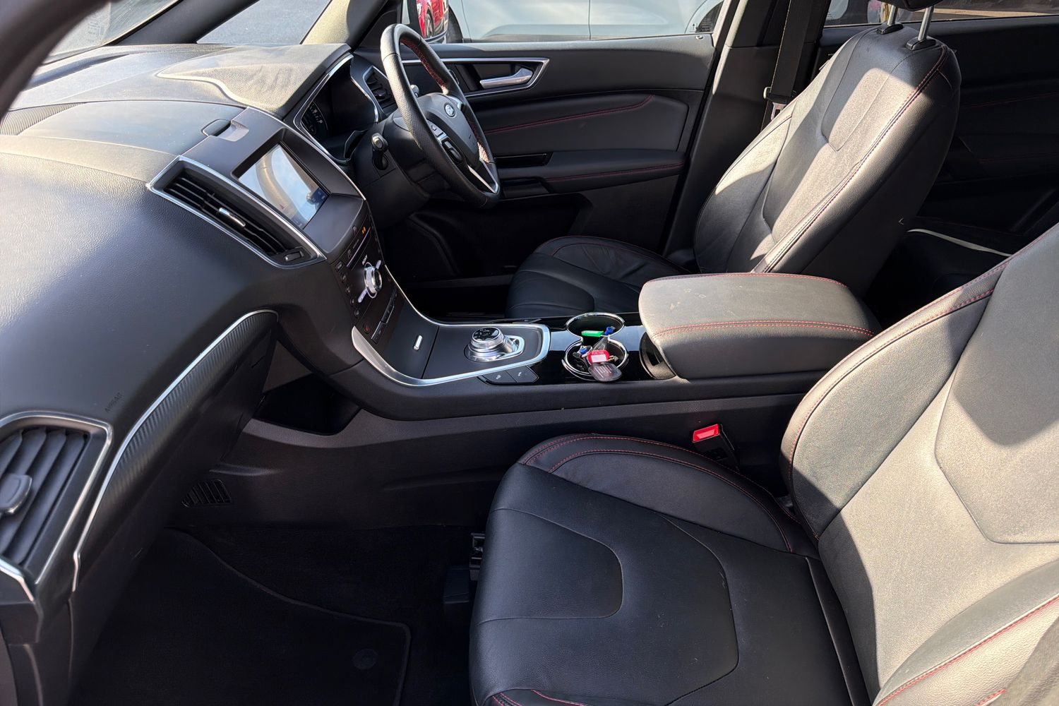 Ford S-Max Photo 34