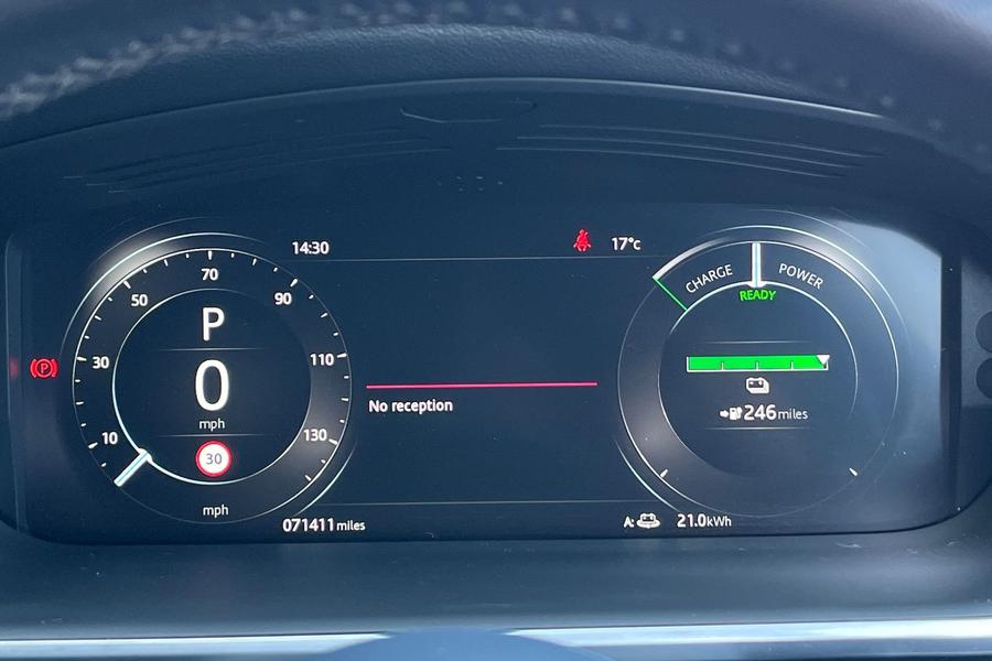 Jaguar I-PACE Photo autoimg-ce4fe268deada61853eeb2452a381be704f52deb.jpg