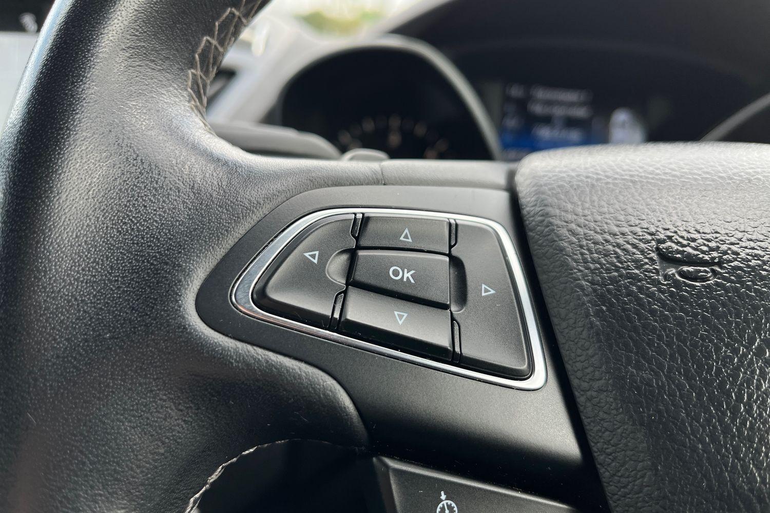 Ford KUGA Photo 32