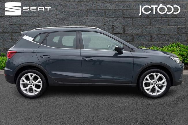SEAT Arona Photo 4