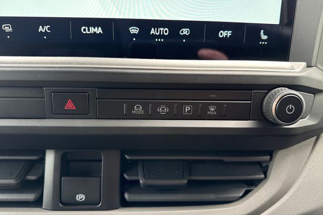 VOLKSWAGEN e-Transporter Photo 40