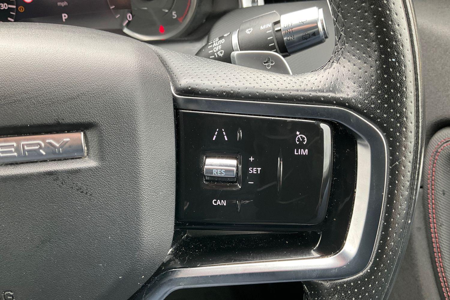 Land Rover Discovery Sport Photo 30