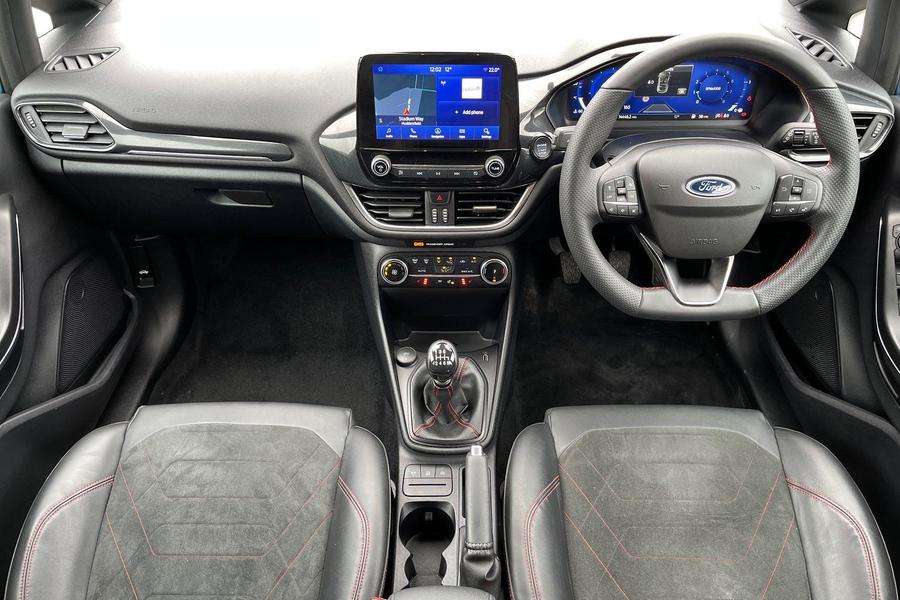 Ford FIESTA Photo autoimg-ce59fb5620567b9da7500380e413832efda9957b.jpg