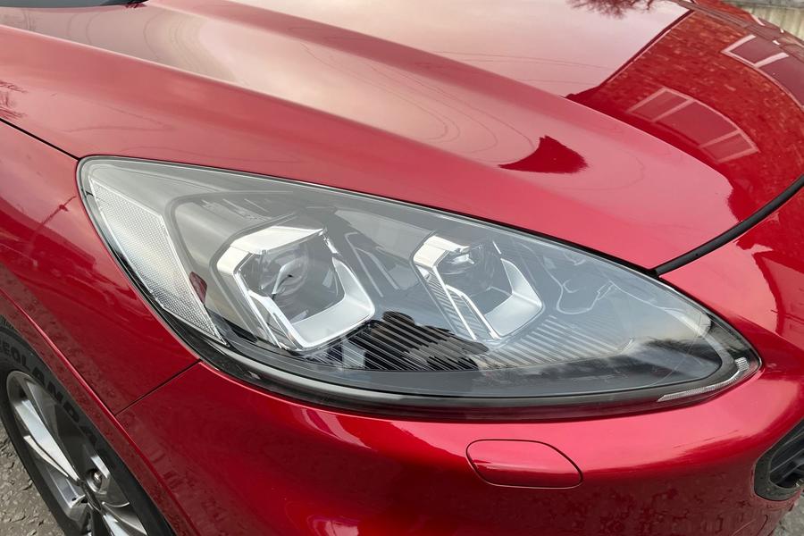 Ford KUGA Photo autoimg-ce5fa7211649850e0f91fb6d400fb306132d9f06.jpg