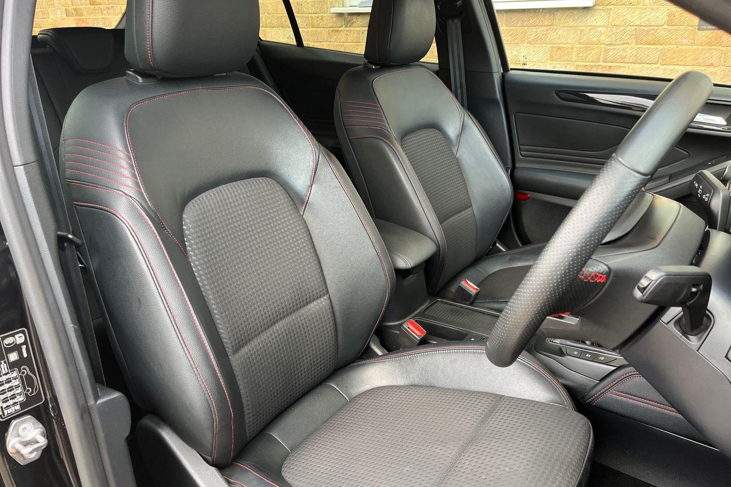 Ford FOCUS Photo 16