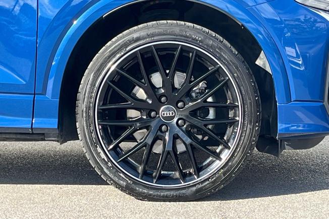 AUDI Q2 Photo 5