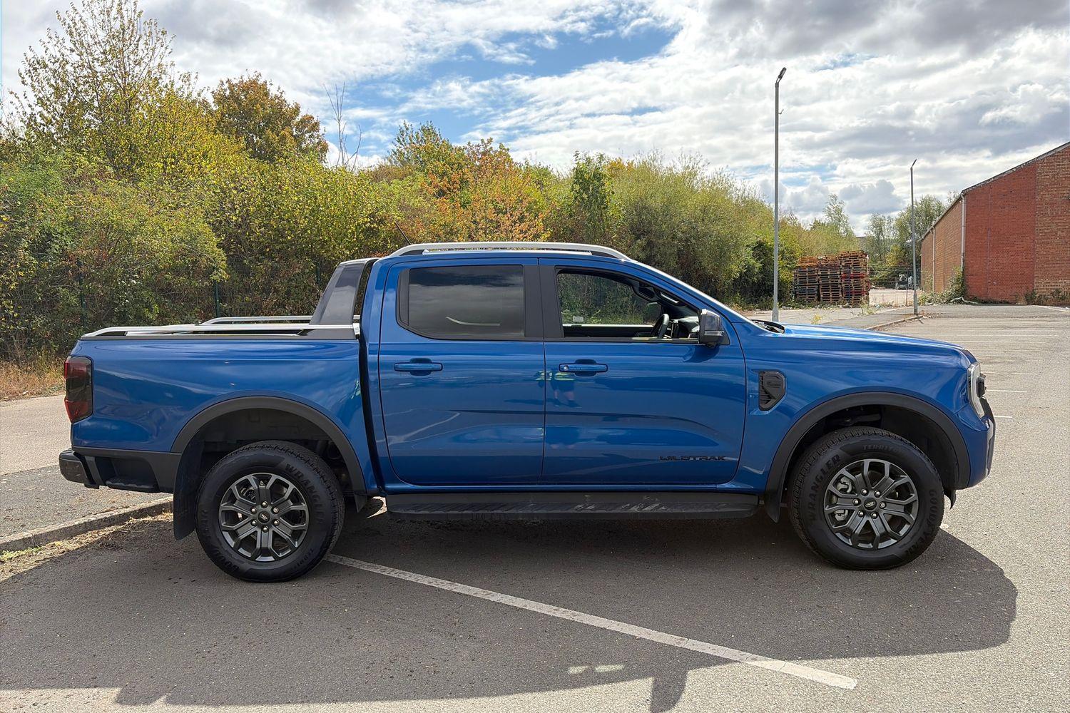 Ford RANGER Photo 21