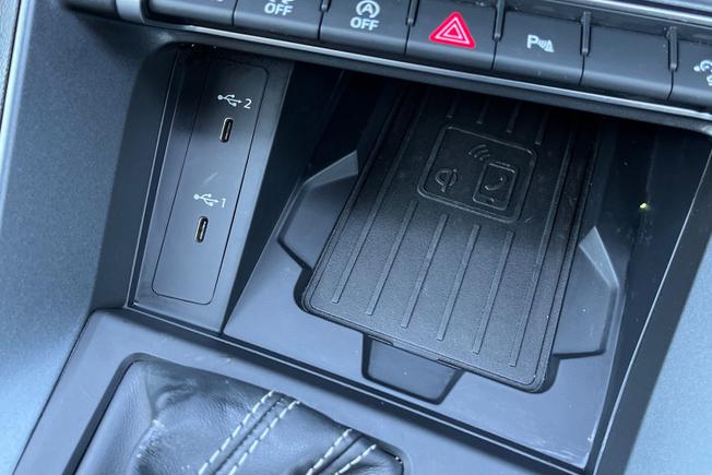 AUDI Q3 Photo 37