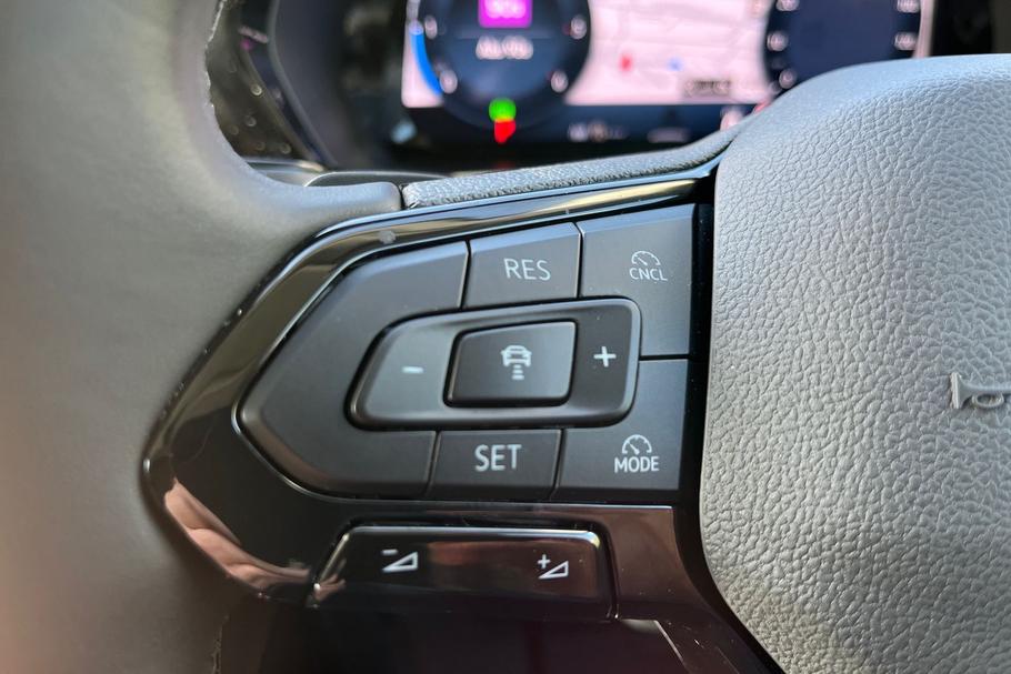Used FORD TRANSIT CONNECT YF25BKZ 16