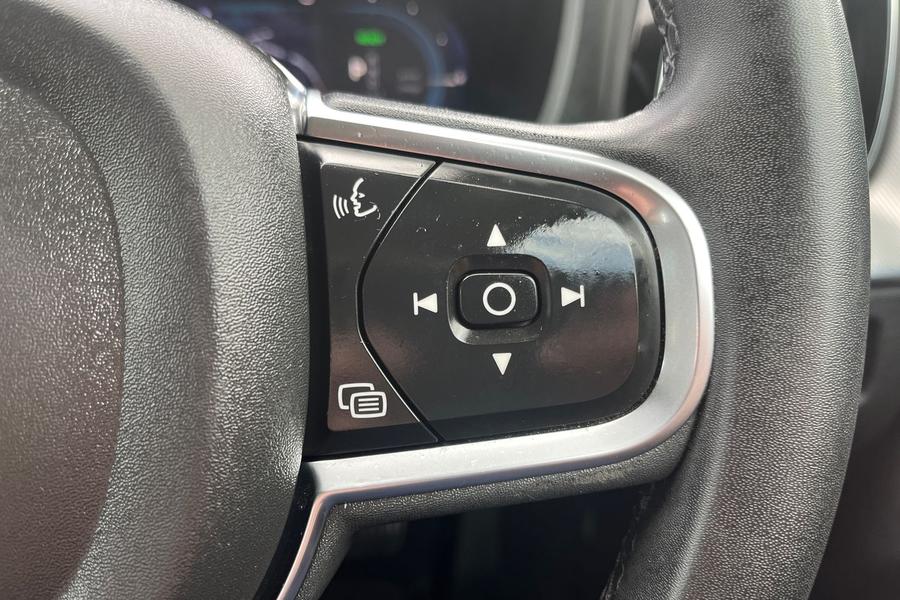 Volvo XC60 Photo autoimg-ce6621641fbc0113b6ac5e9ce1716f65bab21ddf.jpg