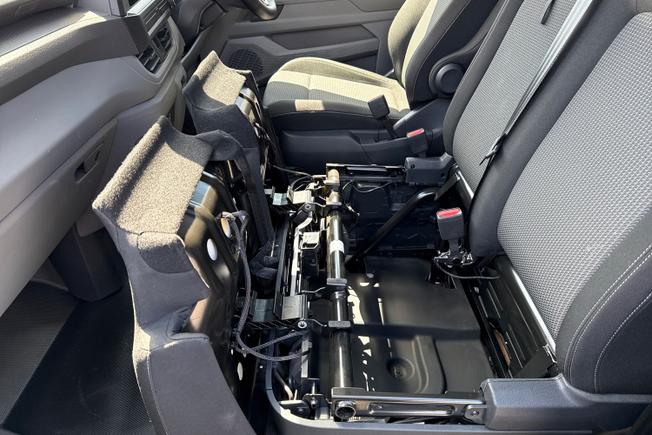 VOLKSWAGEN Transporter Photo 28