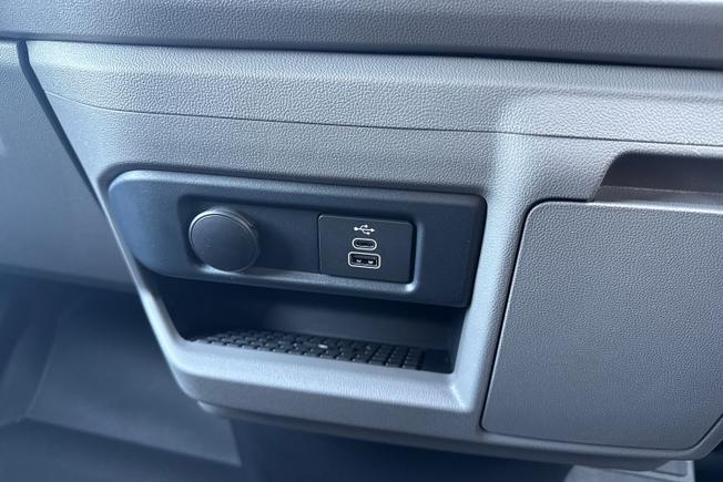 Volkswagen e-Transporter Photo 34