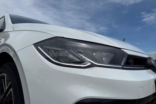 VOLKSWAGEN Polo Photo 19