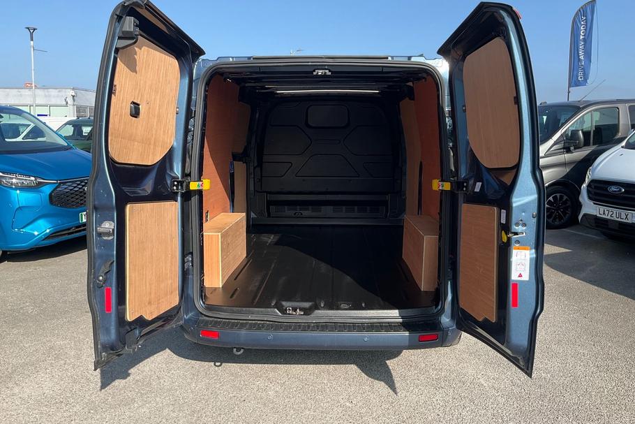 Used FORD TRANSIT CUSTOM YO23NPE 6