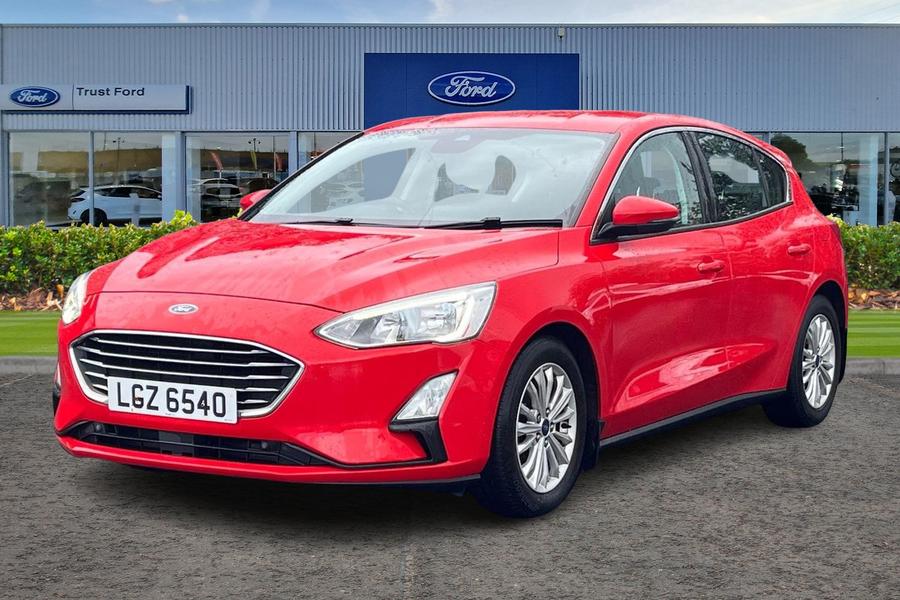 Ford Focus Photo autoimg-ce6f6a48a1555a3e2cefa966c146c75e04bba833.jpg