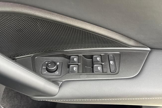 VOLKSWAGEN  Tiguan  Photo 27