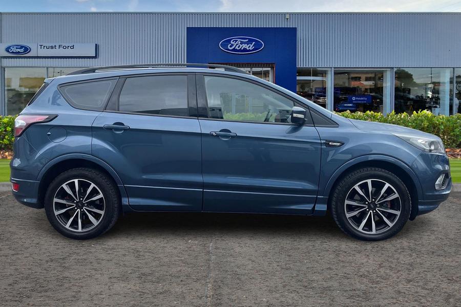 Ford KUGA Photo autoimg-ce7ac35e3934a8c02d7ec66de1537896c2d0aa5e.jpg
