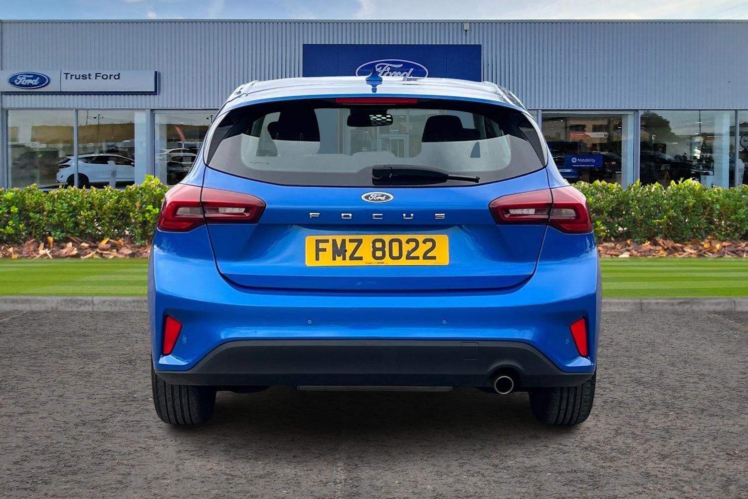 Ford Focus Photo 6