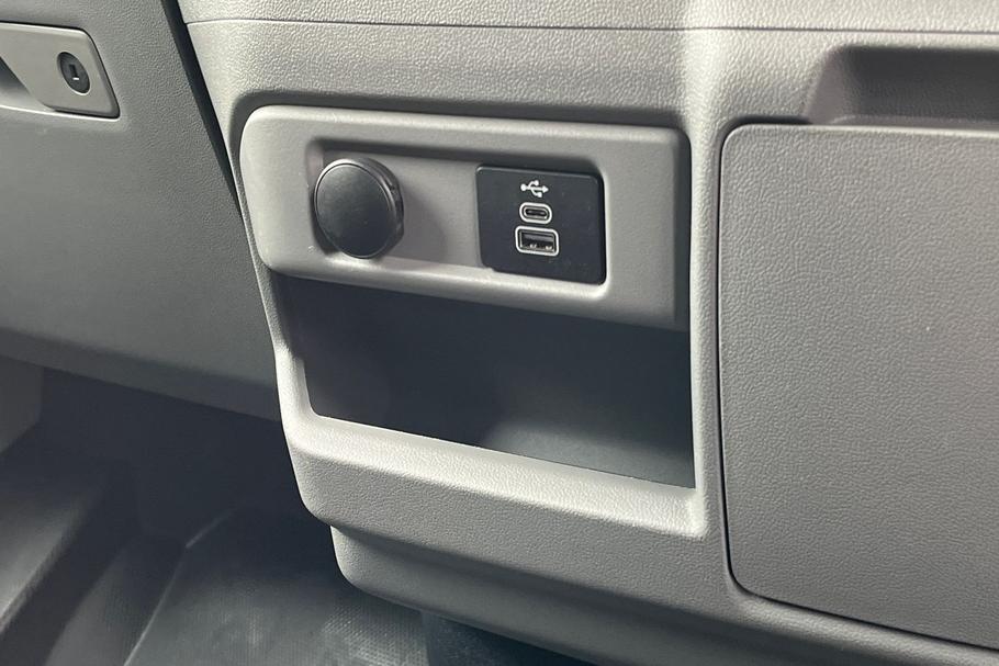 Used Ford TRANSIT CUSTOM WN75GJZ 38