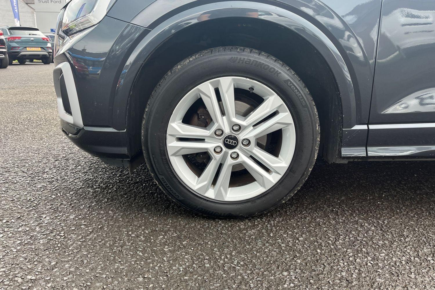 Audi Q2 Photo 7