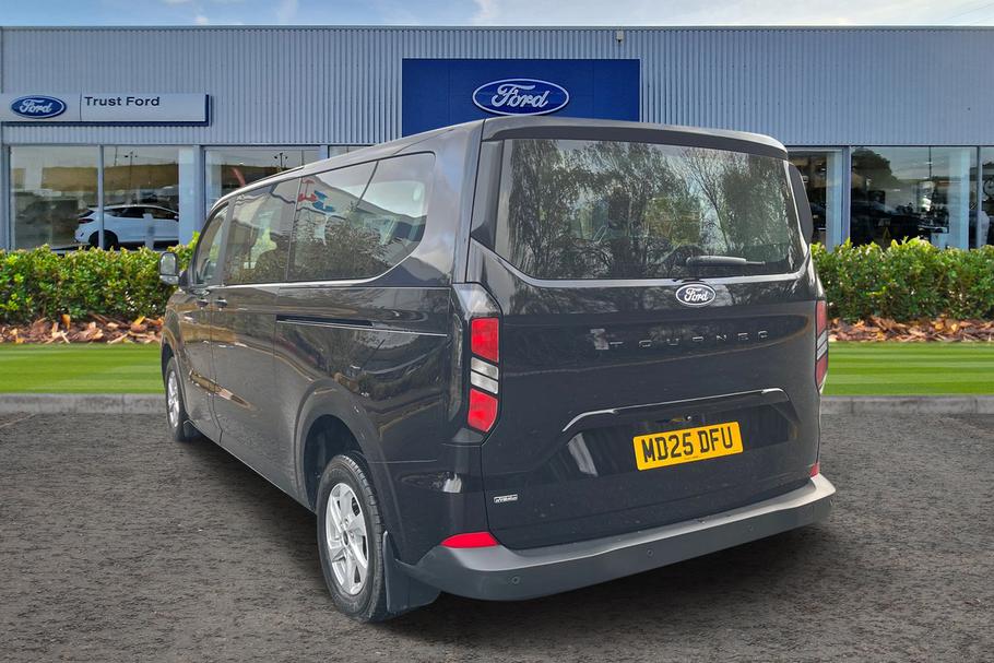 Used Ford TOURNEO CUSTOM 2