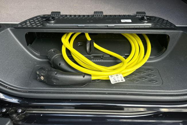 Volkswagen ID. Buzz Cargo Photo 50