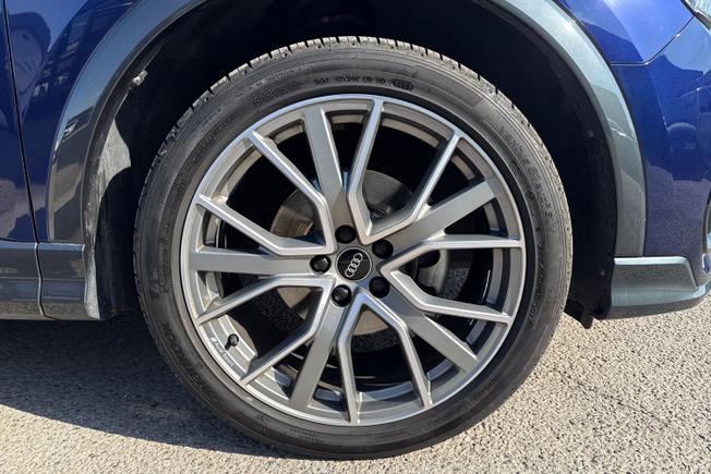 AUDI Q3 Photo 44