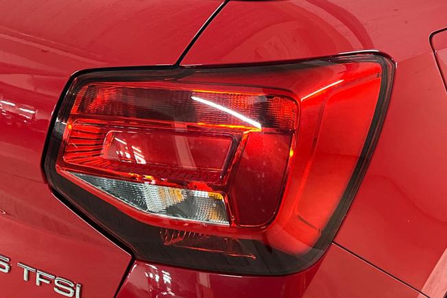 AUDI Q2 Photo 18