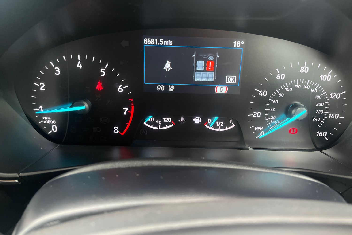 Ford Focus Photo 12