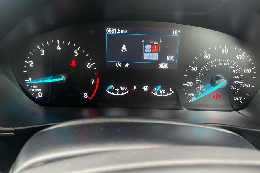 Ford Focus Photo autoimg-ce8cd58294da01000061652ff3bd98eeab4a2c1e.jpg