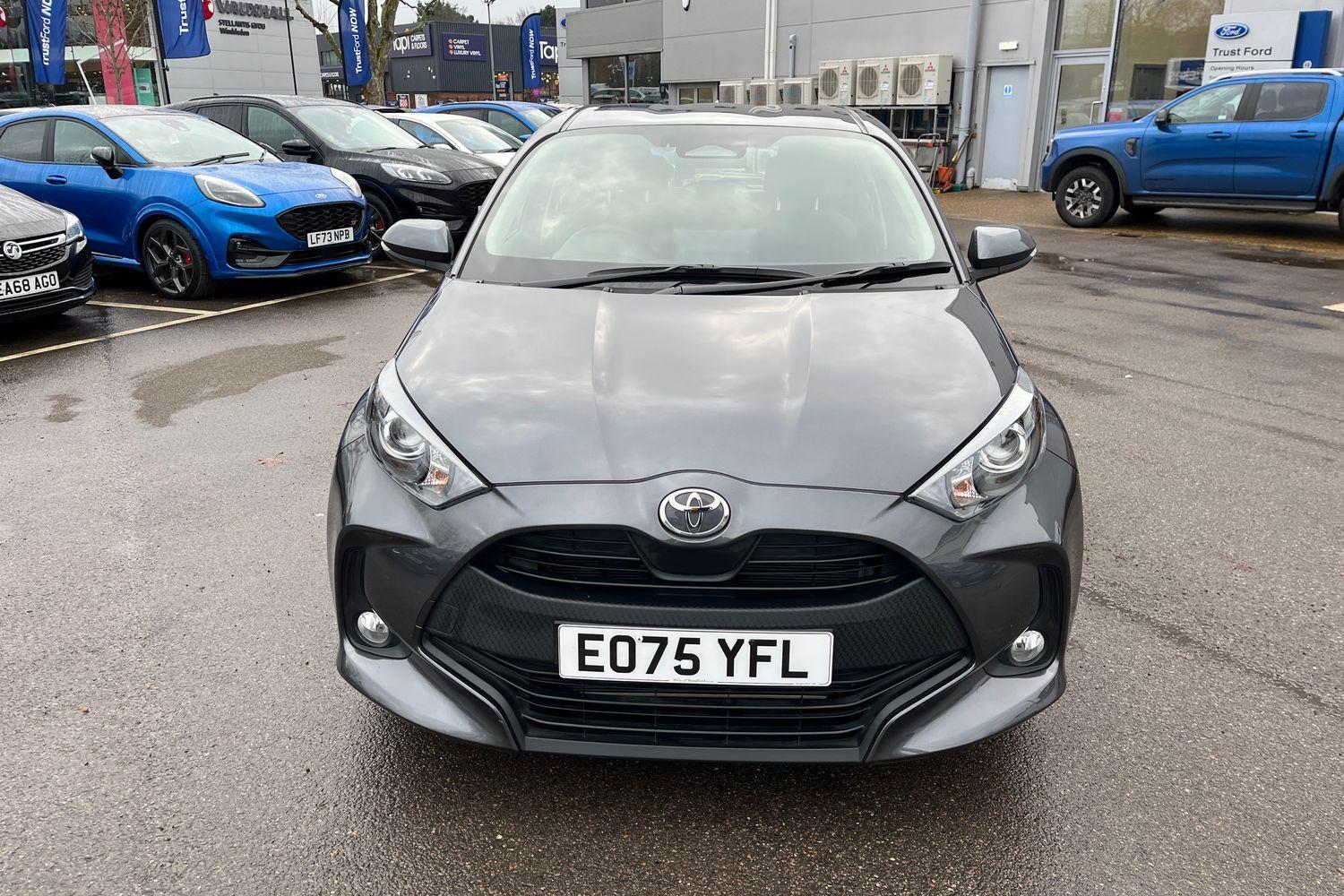 Toyota YARIS Photo 37