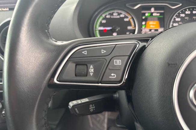 AUDI A3 Photo 16