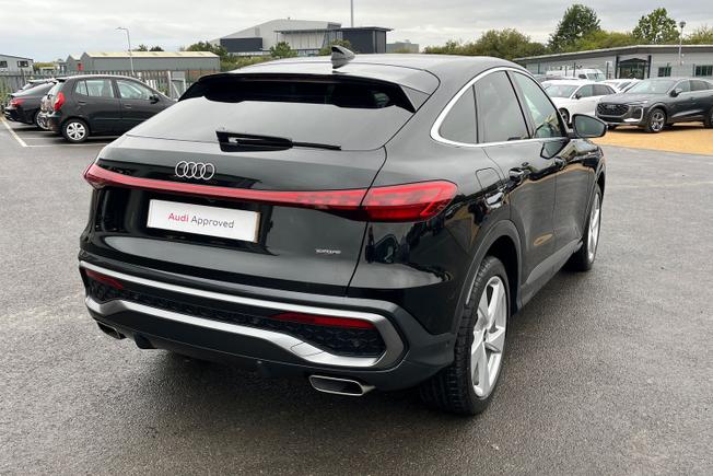AUDI Q5 Photo 22