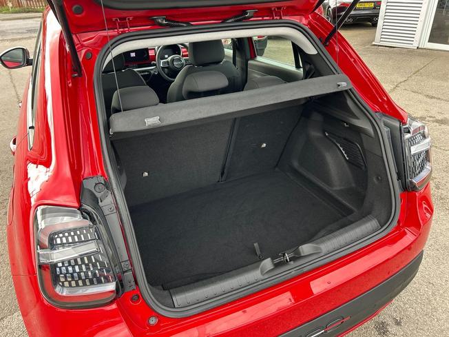 FIAT 600e Photo 52