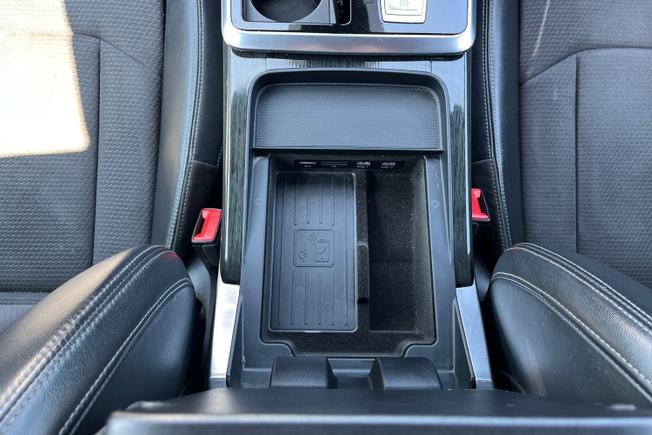 AUDI Q8 Photo 57