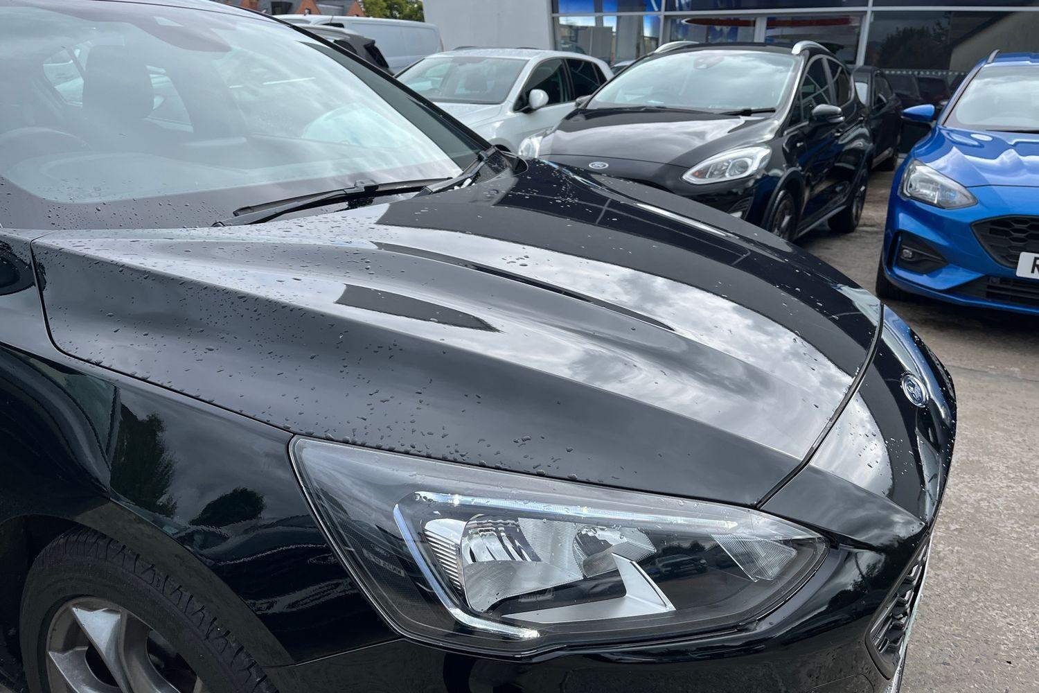 Ford FOCUS Photo 22