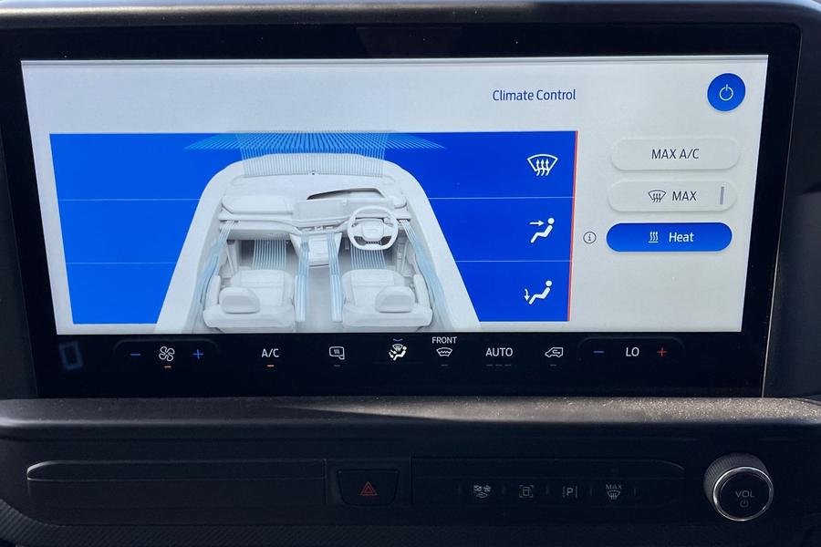 Ford E-TRANSIT CUSTOM Photo autoimg-ceb1e989e5092d3c44a60445d35ca334f838e22b.jpg