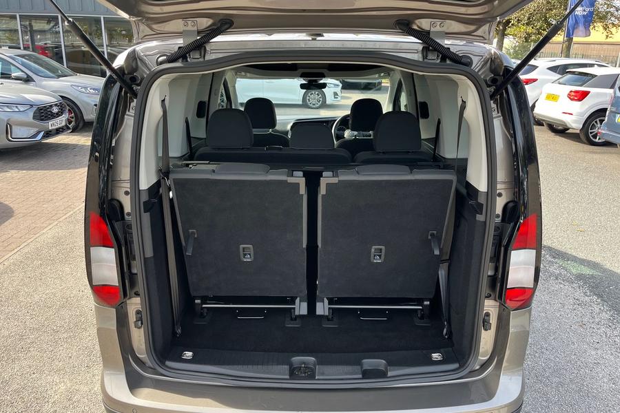 Ford TOURNEO CONNECT Photo autoimg-ceb73879162ac968fe37c81d3ea7666a22b5eec1.jpg