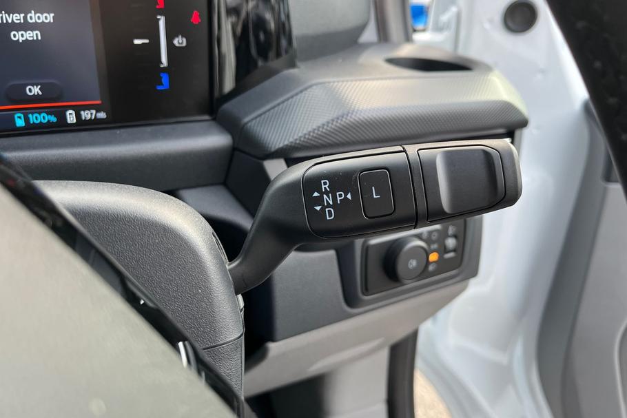 Used Ford E-TRANSIT CUSTOM LD75CAE 31