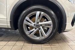 Volkswagen T-Roc Photo 5