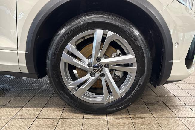 Volkswagen T-Roc Photo 5