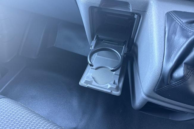 VOLKSWAGEN Transporter Photo 46