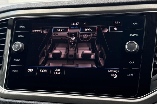 Volkswagen T-Roc Photo 37