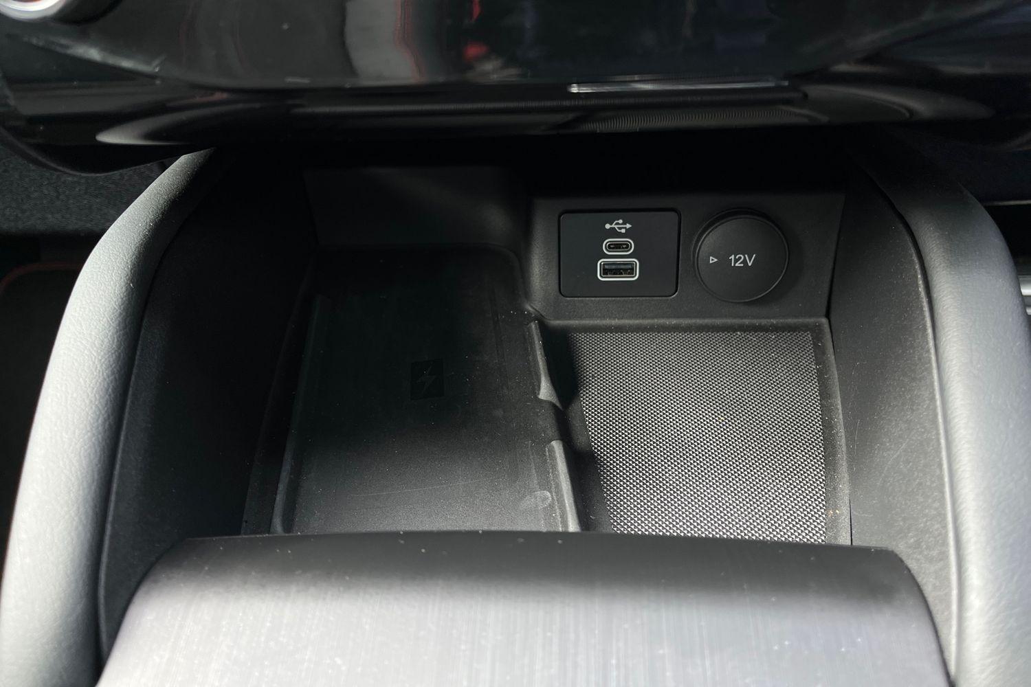 Ford Kuga Photo 34