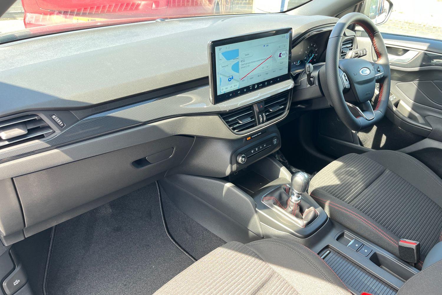 Ford FOCUS Photo 17